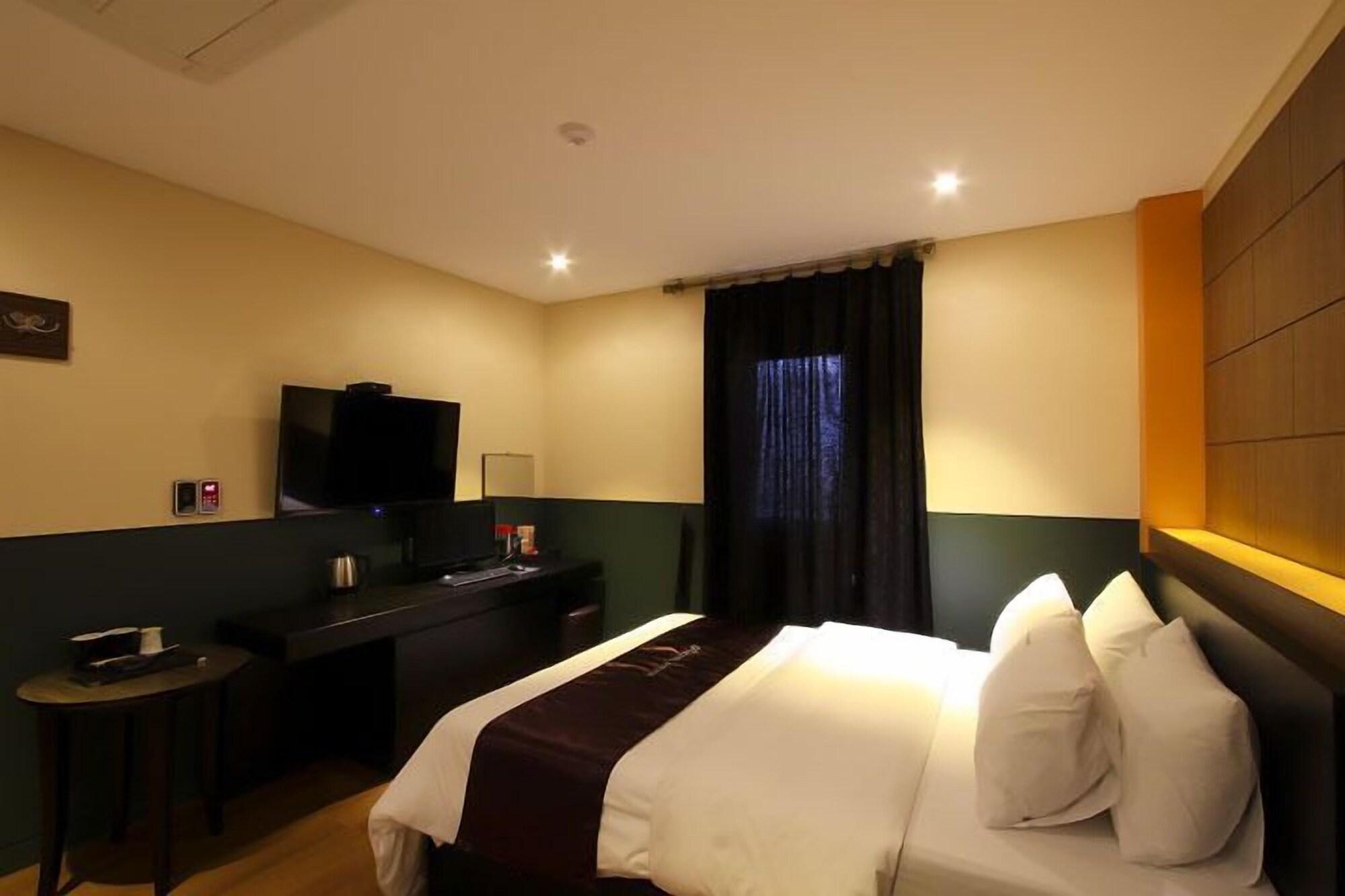 Hotel Pavia Bucheon Esterno foto