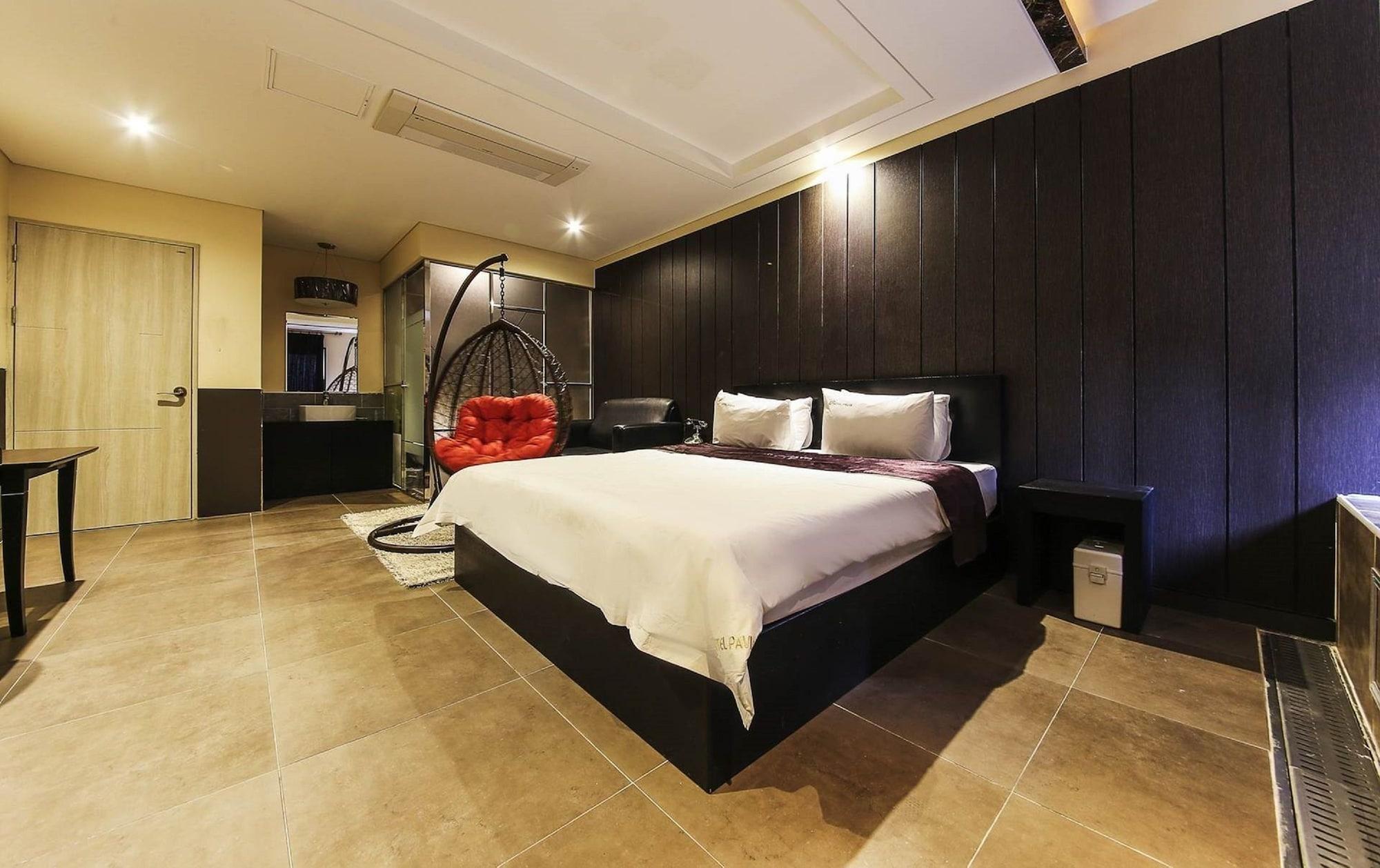Hotel Pavia Bucheon Esterno foto